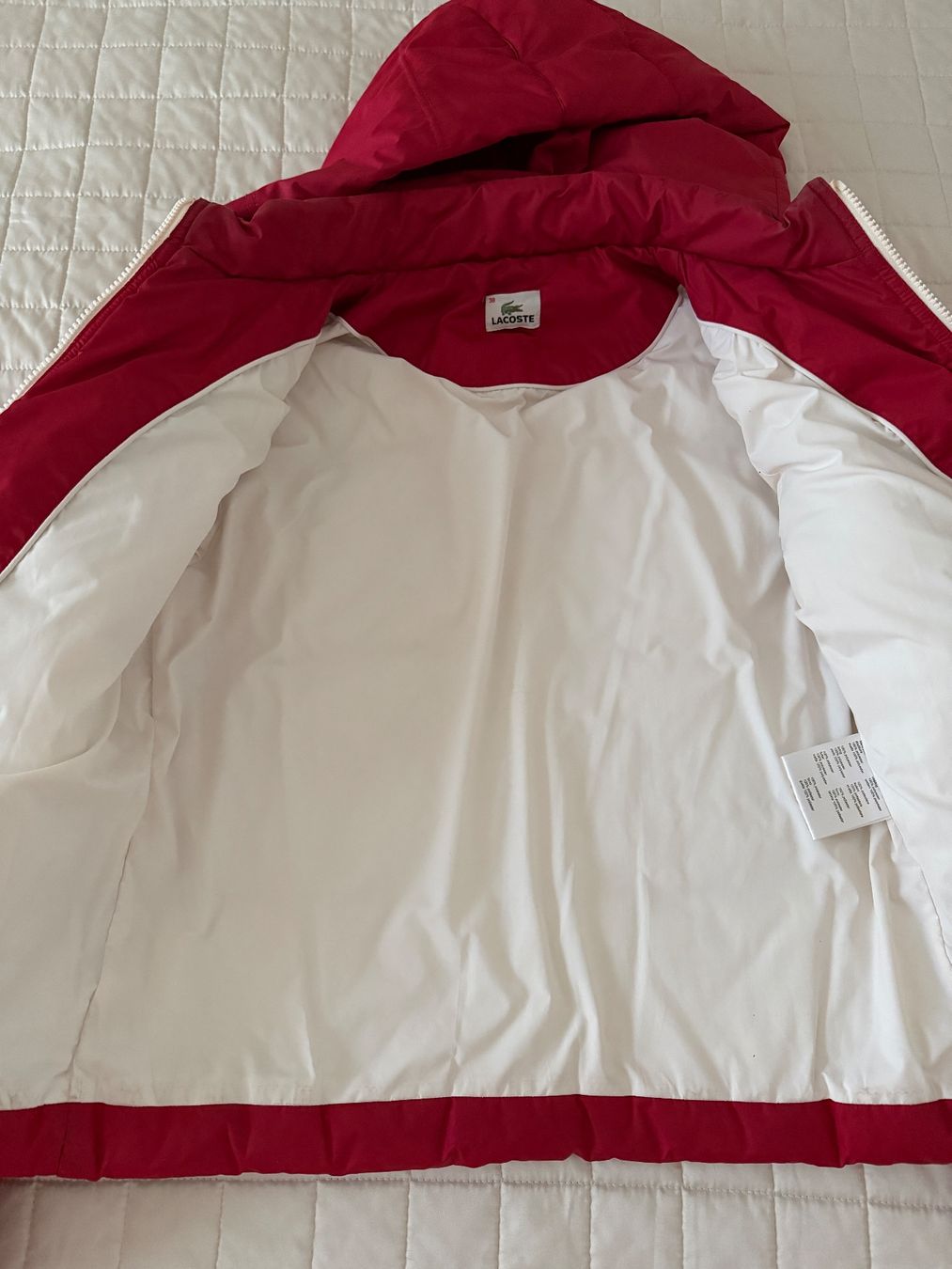 Lacoste Giacche: Lacoste Winterjacke Damen – Usato da Wädenswil venduto da Alice_style 2