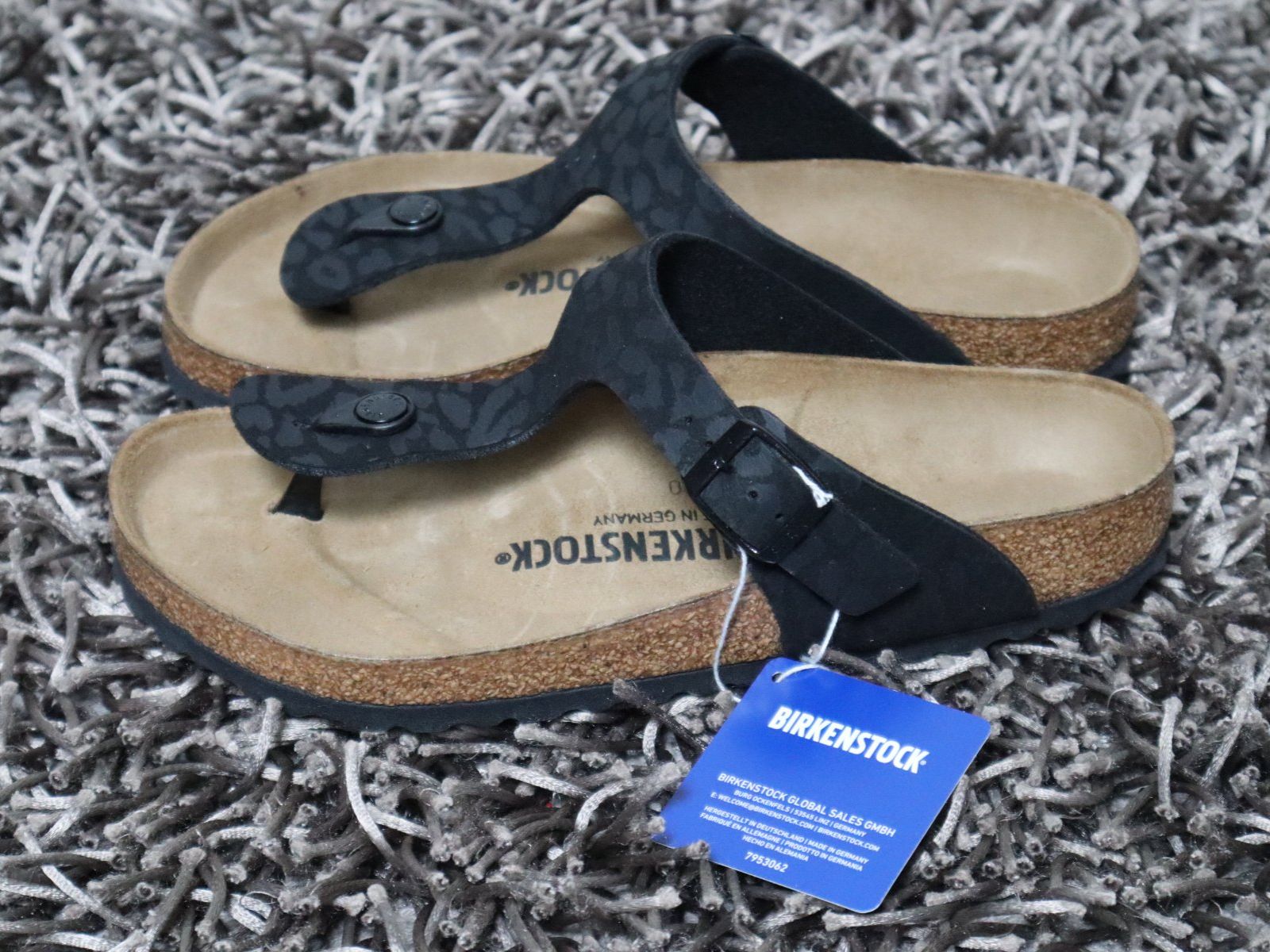 Birkenstock Damenschuhe: Birkenstock, Gizeh, Gr. 39, Leo black, NEU – Neu und originalverpackt aus Wattwil von glueck