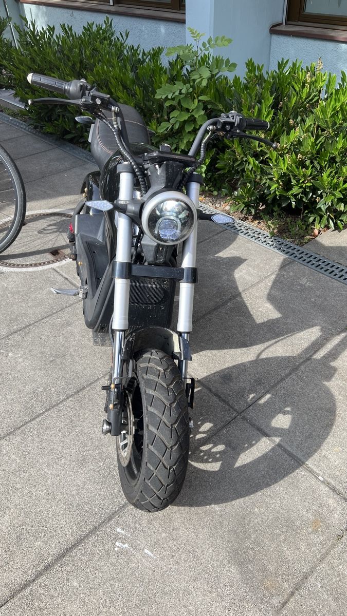 Altro: E roller 25 Km/h – Difettoso da Zürich venduto da arj_h9kc