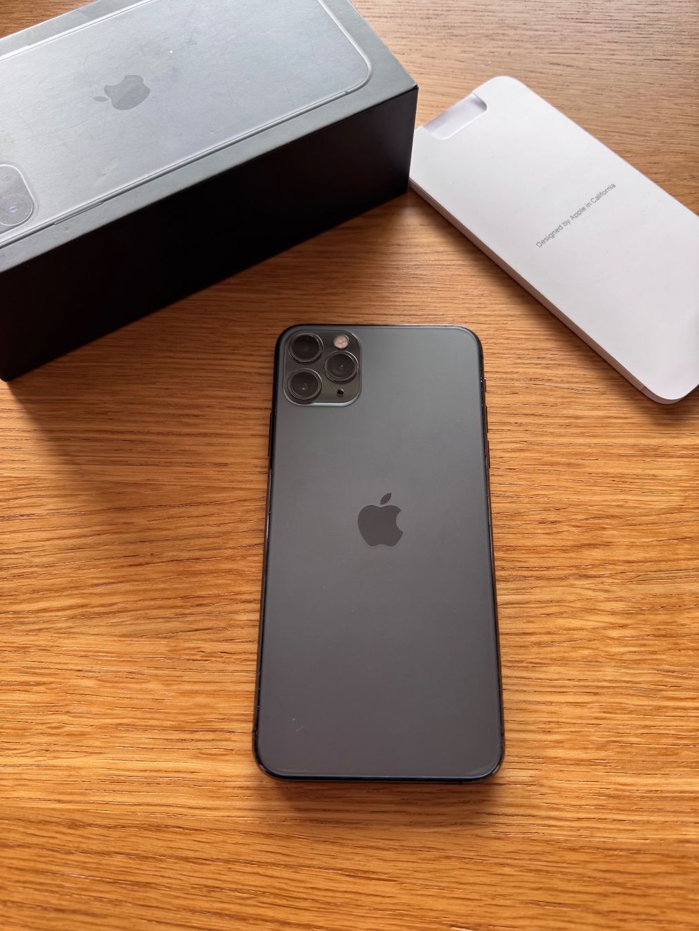 Apple Telefoni cellulari / Smartphones: iPhone 11 Pro Max 256 gb – Usato da Hombrechtikon venduto da Albina_ 1