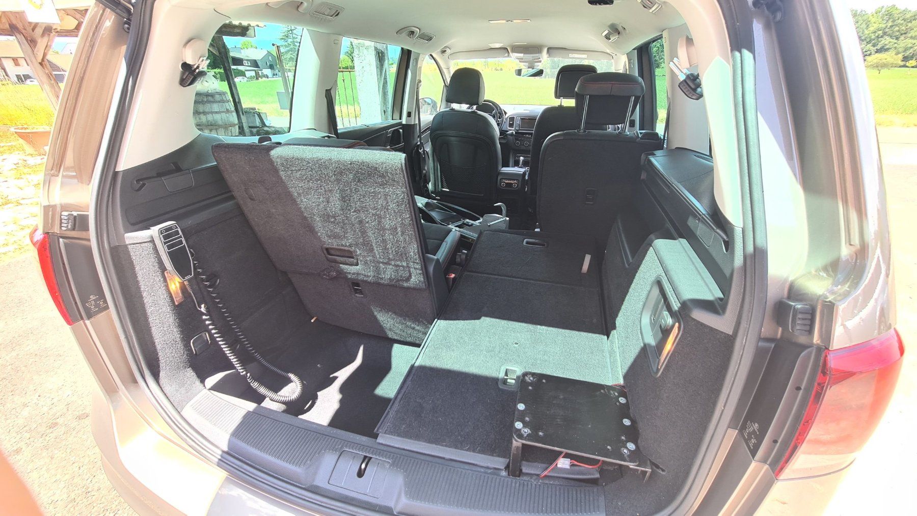 Seat Autos: Seat Alhambra adaptée – D'occasion à Presinge par alienor_24 4