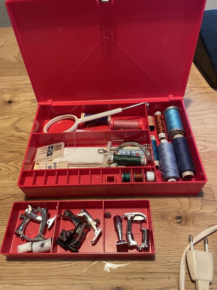 Bernina Macchine da cucire: Bernina 830 Nähmaschine – Usato da Flawil venduto da Naphtali 1