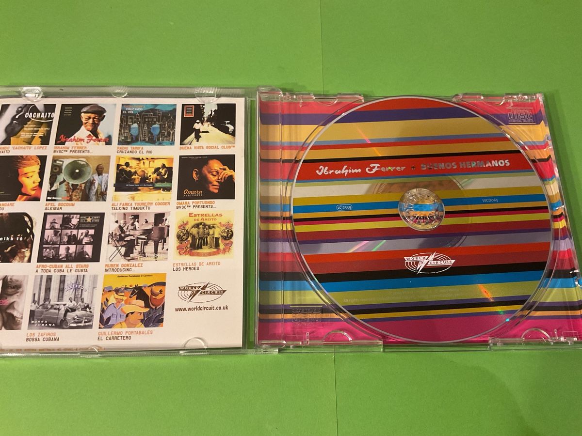 CD: Ibrahim Ferrer - Buenos Hermanos CD - Top Zustand! – Usato da Steinach venduto da Quarkie 1