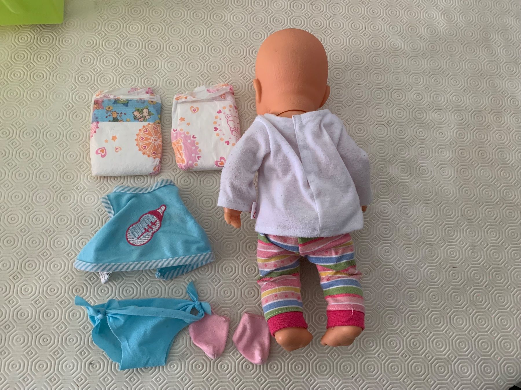 Bambole: Puppe 38cm + accessoires – Usato da Arbedo venduto da nadia1973 1