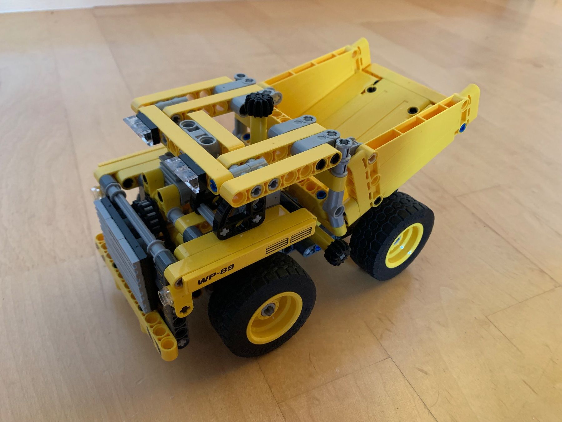 Lego Spielzeuge: Lego Technic Muldenkipper/Planierradschlepper, 2 in 1, 42035 – Gebraucht aus Basel von Bonzito43 4