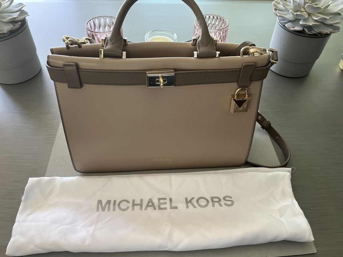 Michael Kors Borse da donna: Michael Kors Tasche – Nuovo (secondo la descrizione) da Zeiningen venduto da ste_fmp6