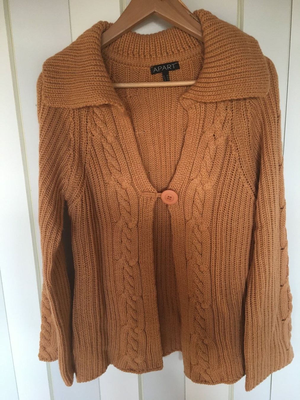 Heine Giacche: APART Strickjacke, gr. 36, ocker – Usato da Arni AG venduto da Mimo007 1