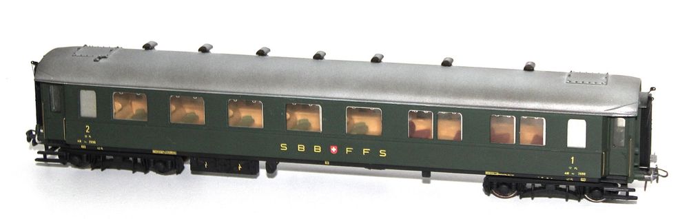 Metropolitan Modelleisenbahnen: Metrop 7010 - SBB-Personenwagen 1/2 Klasse - HO/DC – Gebraucht aus Giebenach von eurosportler 2
