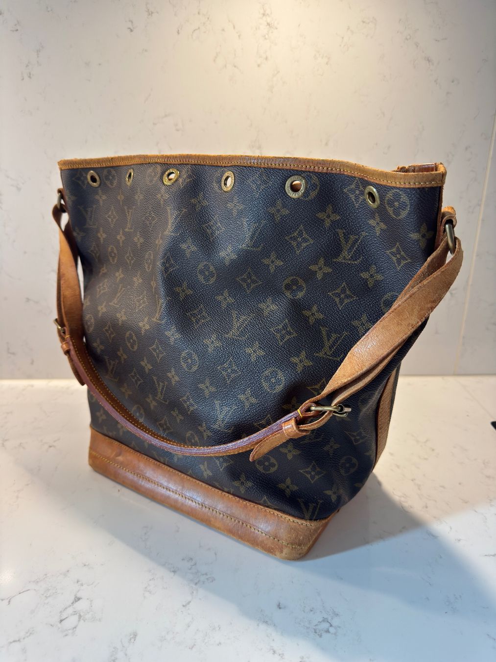 Louis Vuitton Borse da donna: Original Louis Vuitton Noé Monogram Canvas – Usato da Zürich venduto da RicardoExplorer 1