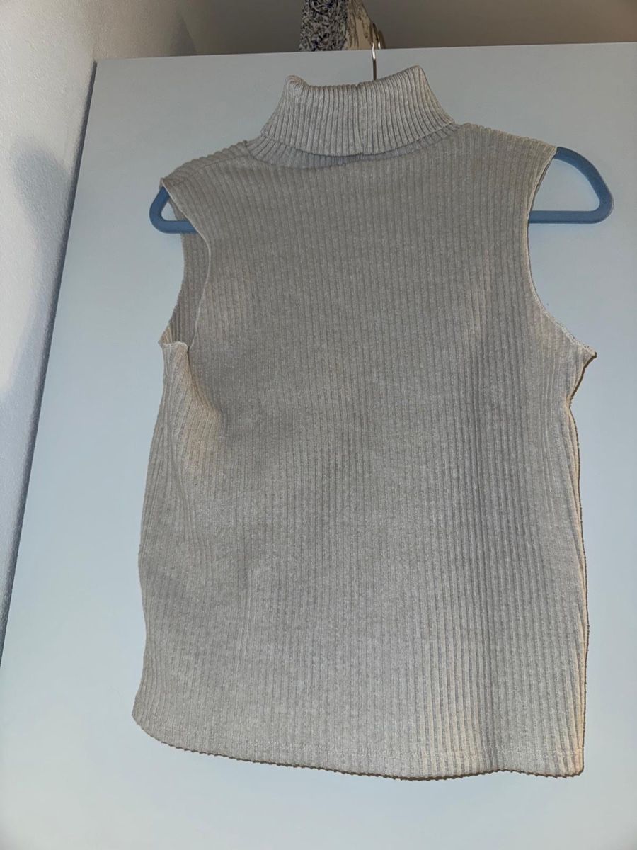 Zara Pullover & Sweatshirts: Rollkragen Pullunder Zara – Gebraucht aus Zofingen von ismail01a 1