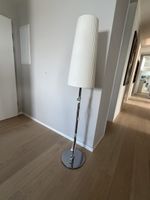 IKEA Stehleuchte rund weiss Metall Fuss guter Zustand
