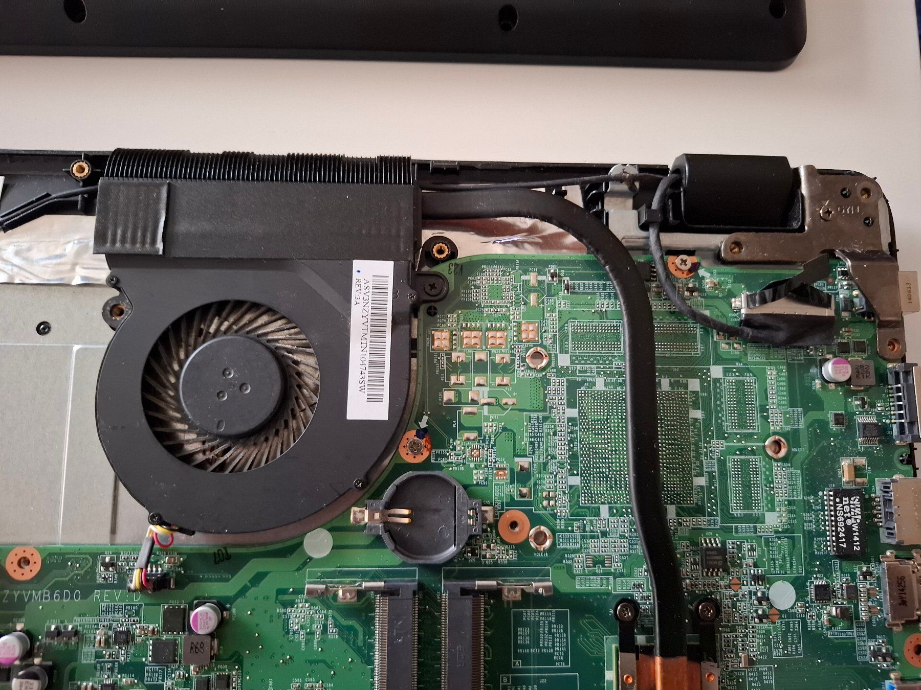 Acer Notebooks: PC ACER E1-721 pour récupérer des pièces détachées – Defekt aus Marin-Epagnier von Riccardo04 7