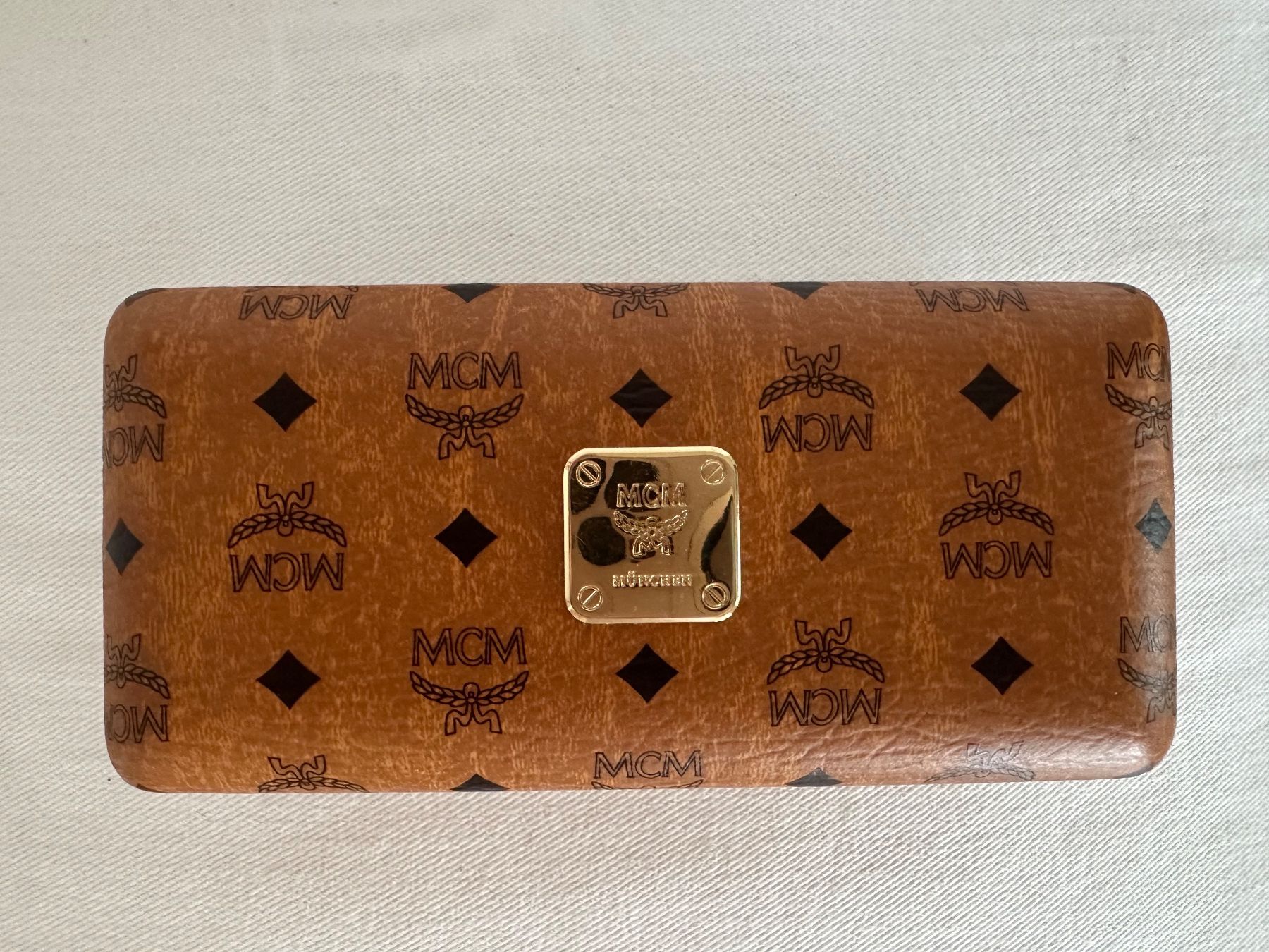 Mcm Occhiali & Lenti: Sonnenbrille MCM braun mit Logo Muster – Usato da Altendorf venduto da davos_7270 3