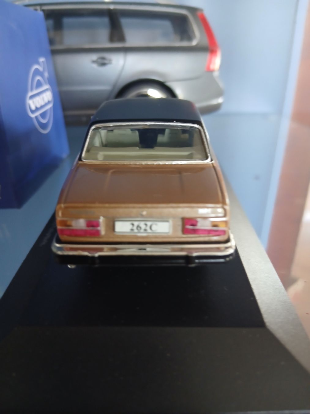 Volvo Modellautos: Rarer Volvo 262C Bertone 1:43  – Neu und originalverpackt aus Safenwil von saavo 2