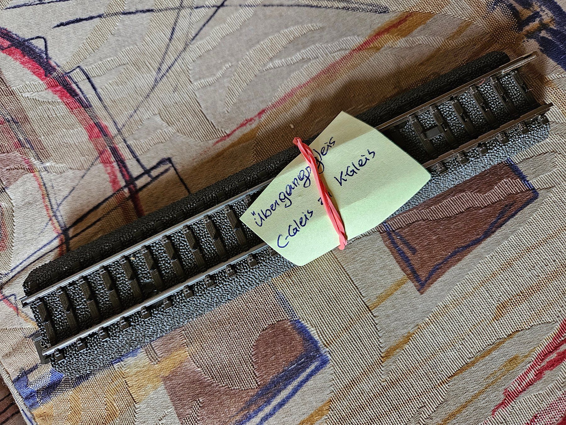 Märklin Modellini di ferrovie: Märklin C Gleis + Bogenweichen mit Antrieb – Usato da Aarau venduto da karlhubsi 5