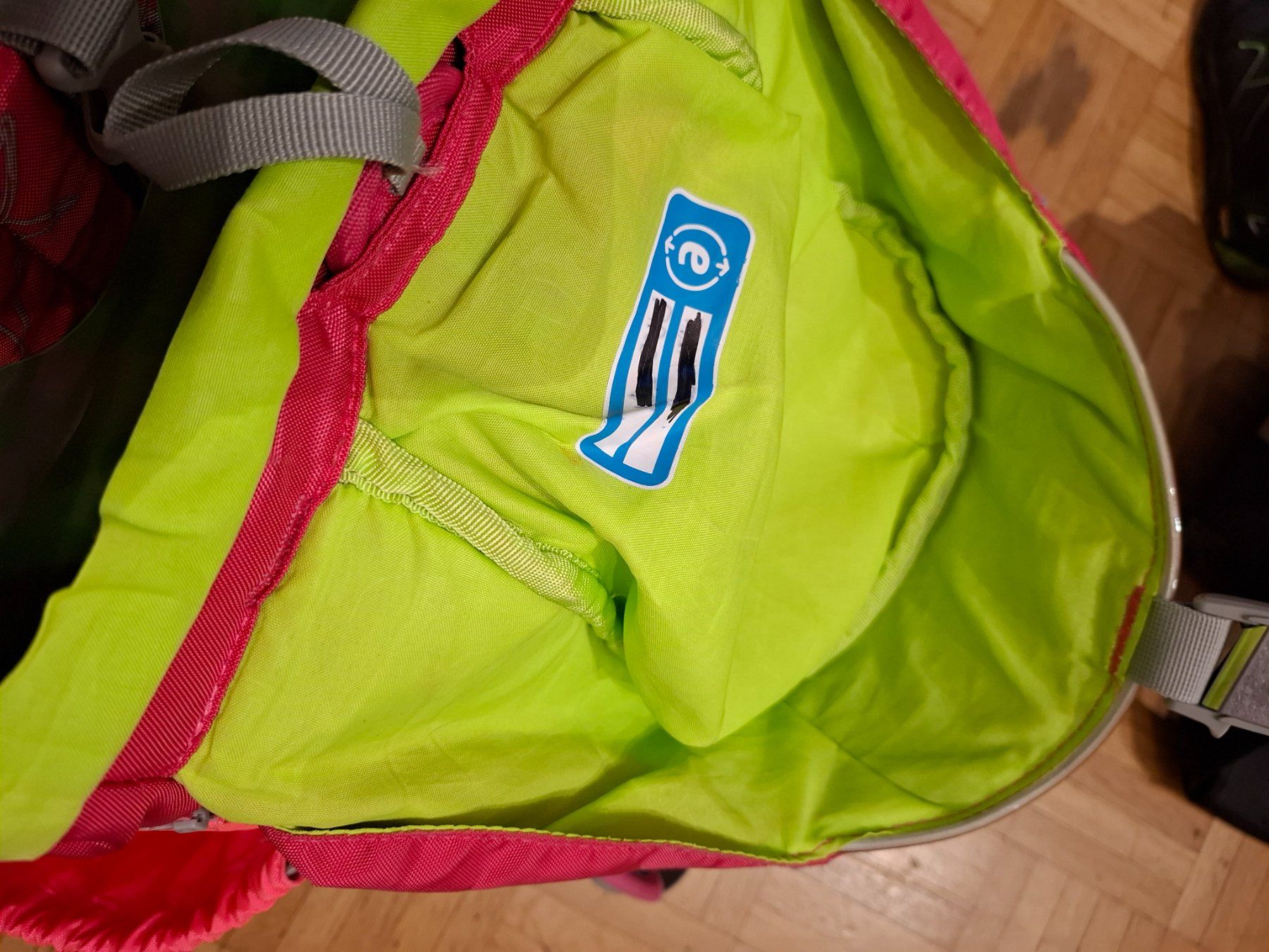 Ergobag Borse & Zaini: Ergobag Pack CinBärella Schulrucksack Set Pink mit Zubehör – Usato da Rombach venduto da Circlelove 8