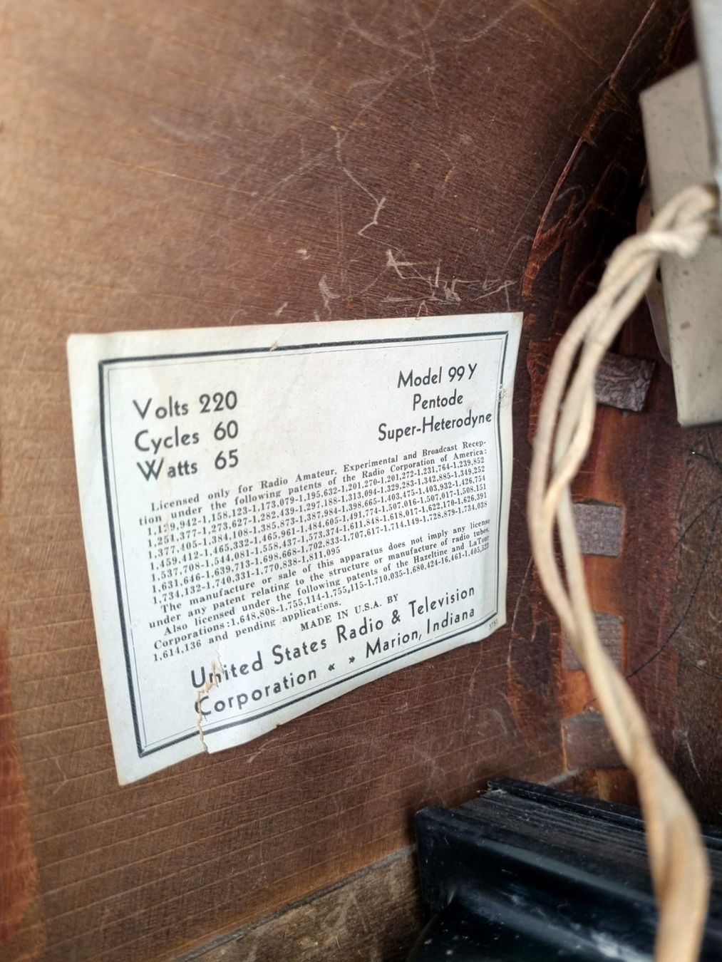 Radio: US Radio & Television Corp. Gloritone 99Y – Usato da Wettingen venduto da Xtra0 3
