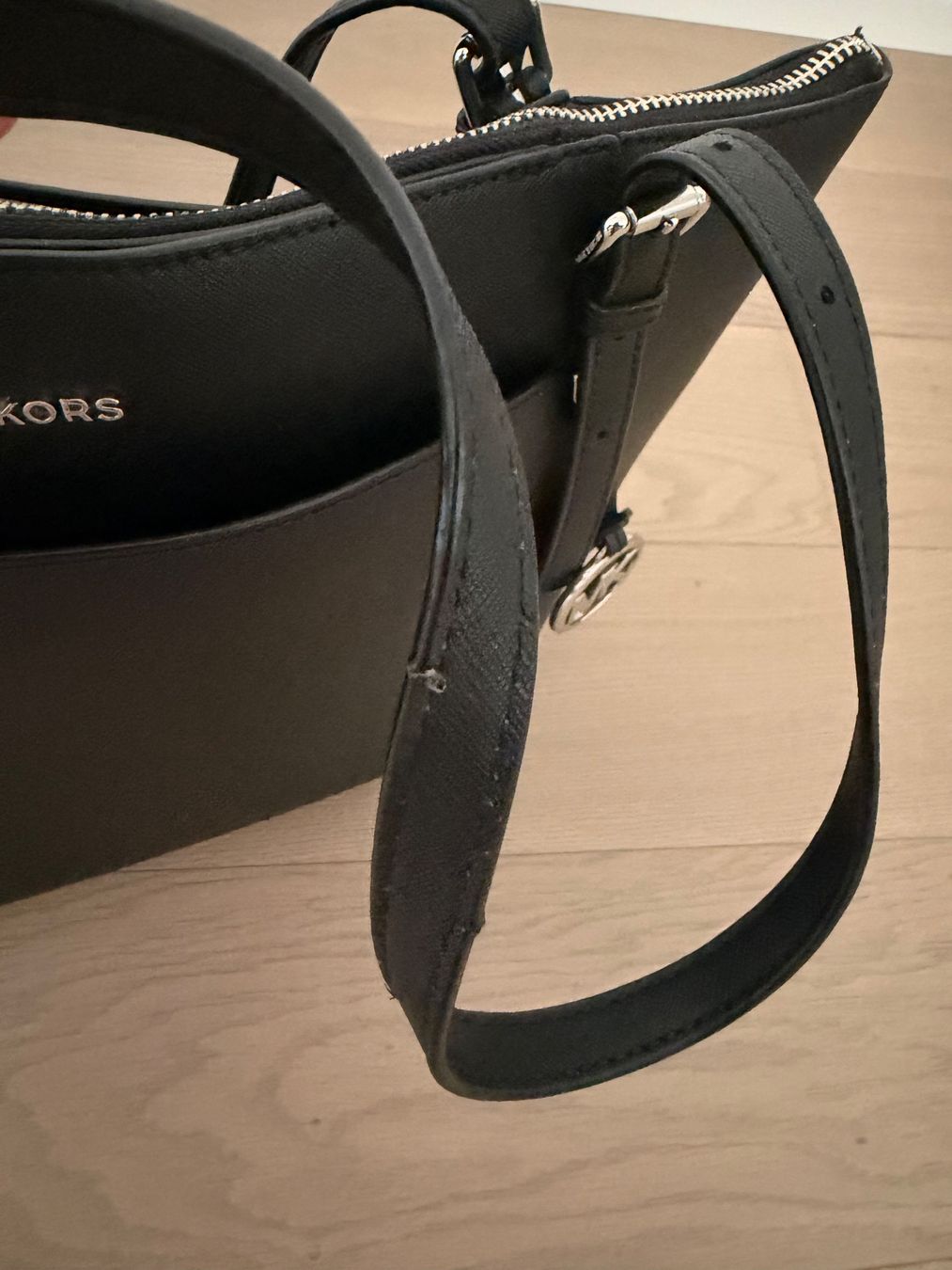 Michael Kors Sacs femmes: Michael Kors Tasche – D'occasion à Dietlikon par Douudou_10 4