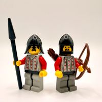 LEGO Castle Fright Knights 2 Ritter + Speer Bogen Helme