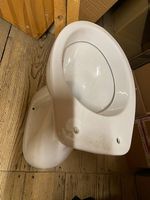 Stand-WC- Schüssel neu