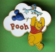 DISNEY  Winnie the Pooh  mit Ballon