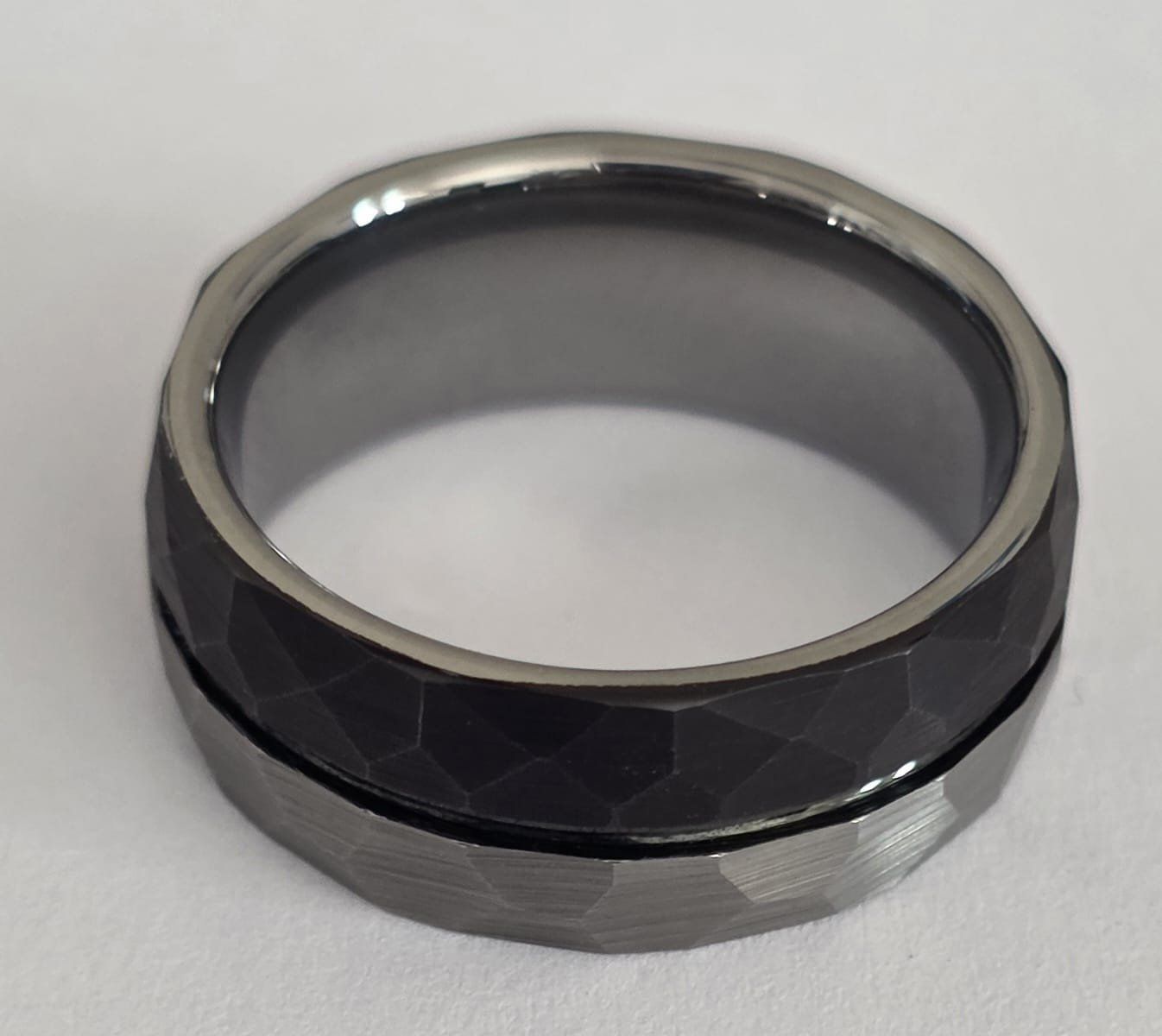 Anelli: Wolfram-Fingerring, Gr. 56, silber/schwarz – Usato da Stüsslingen venduto da Nickquenim 1