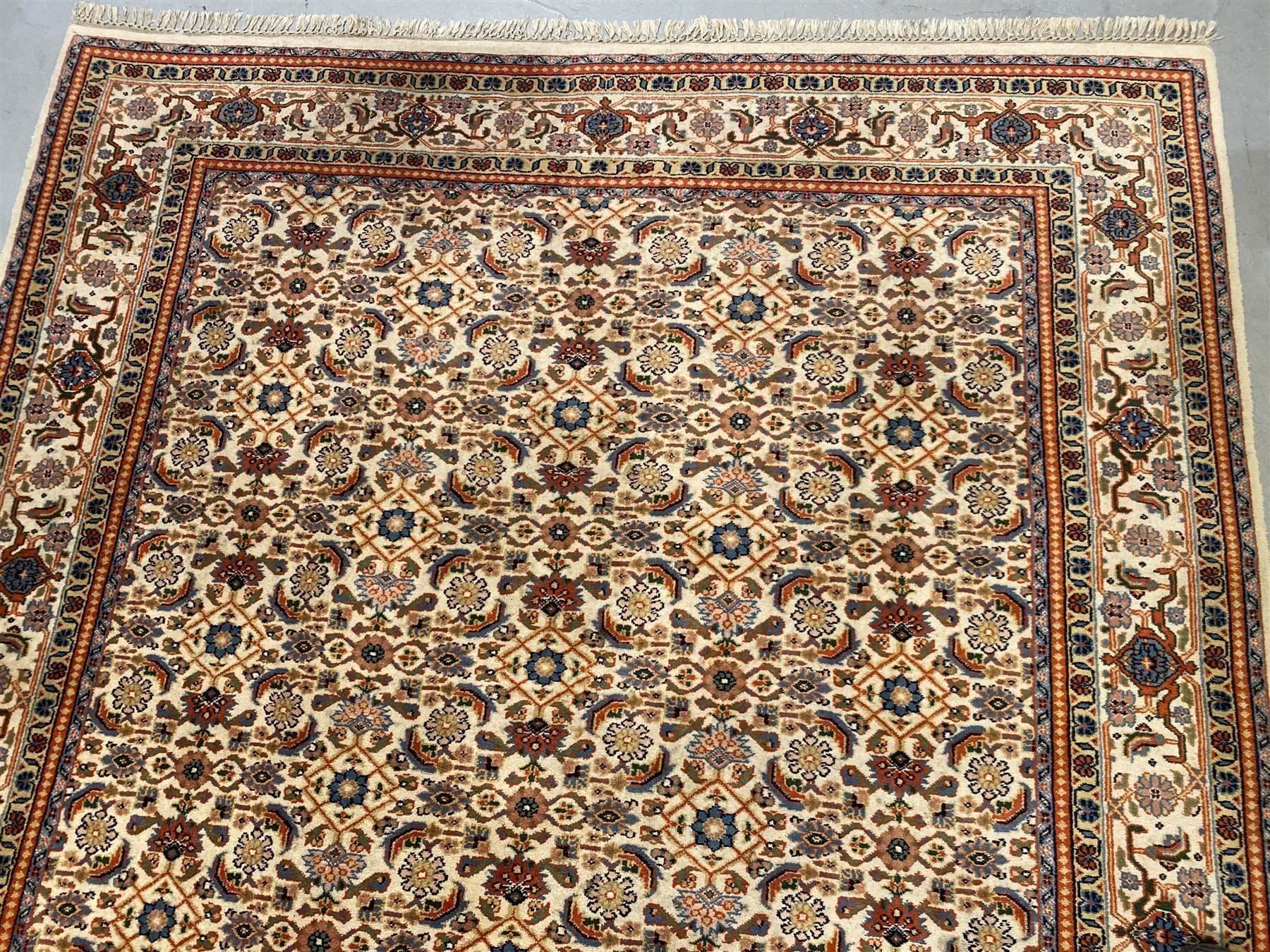 Teppiche: Atemberaubender sehr feiner Sarugh Orientteppich 175x239cm – Gebraucht aus Steinhausen von Super05 4