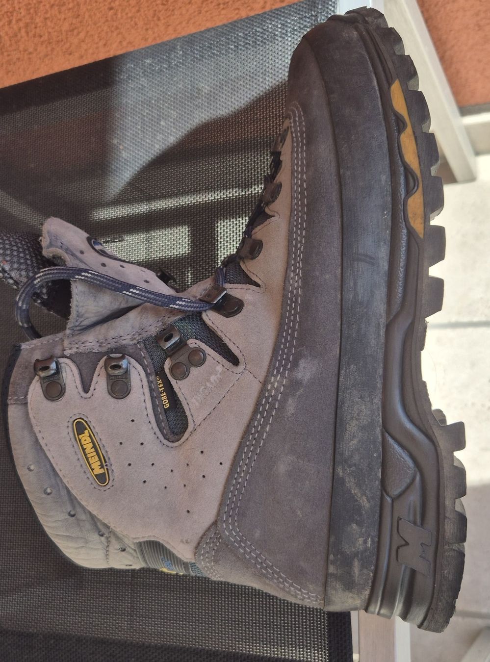 Herrenschuhe: Wanderschuhe – Gebraucht aus Schellenberg von Lizef 2