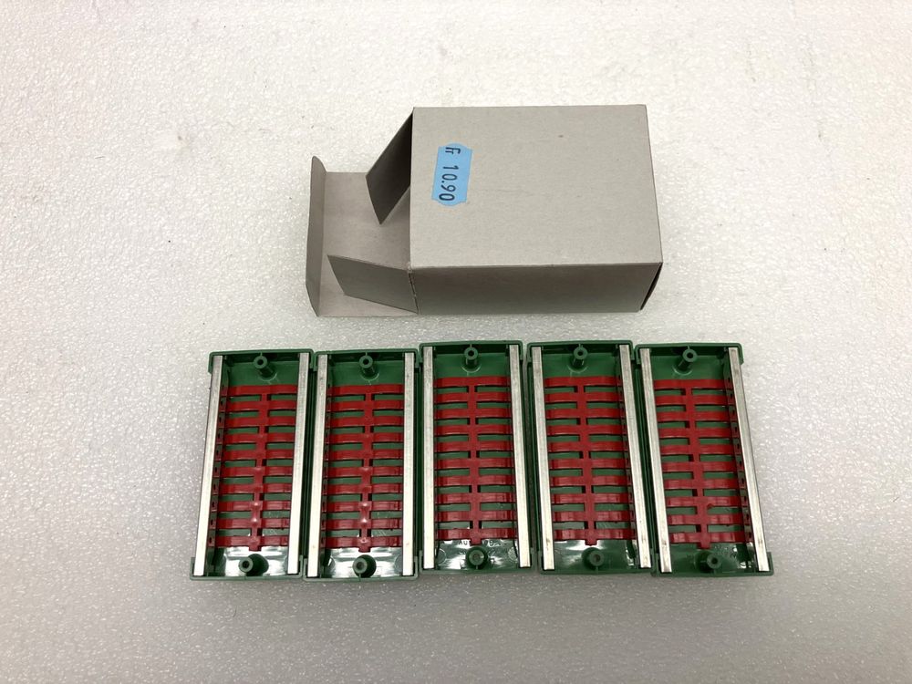 Fleischmann Modelleisenbahnen: Fleischmann 6940: 5x Verteilerplatte 2-polig - NEU in OVP – Neu und originalverpackt aus Thun von retoolinoo 1