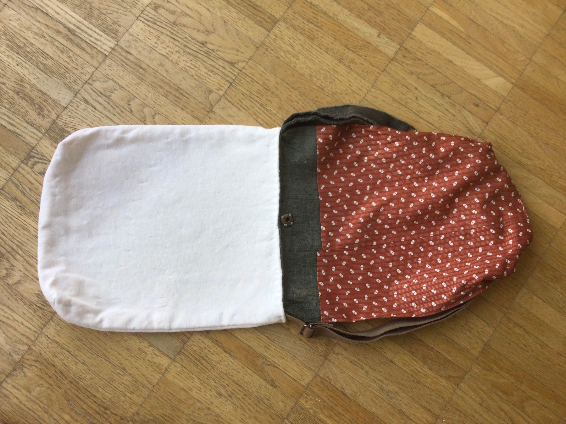 Borse: Schultertasche Kaktus Hand-made – Usato da Zürich venduto da ShadowVorlon 4