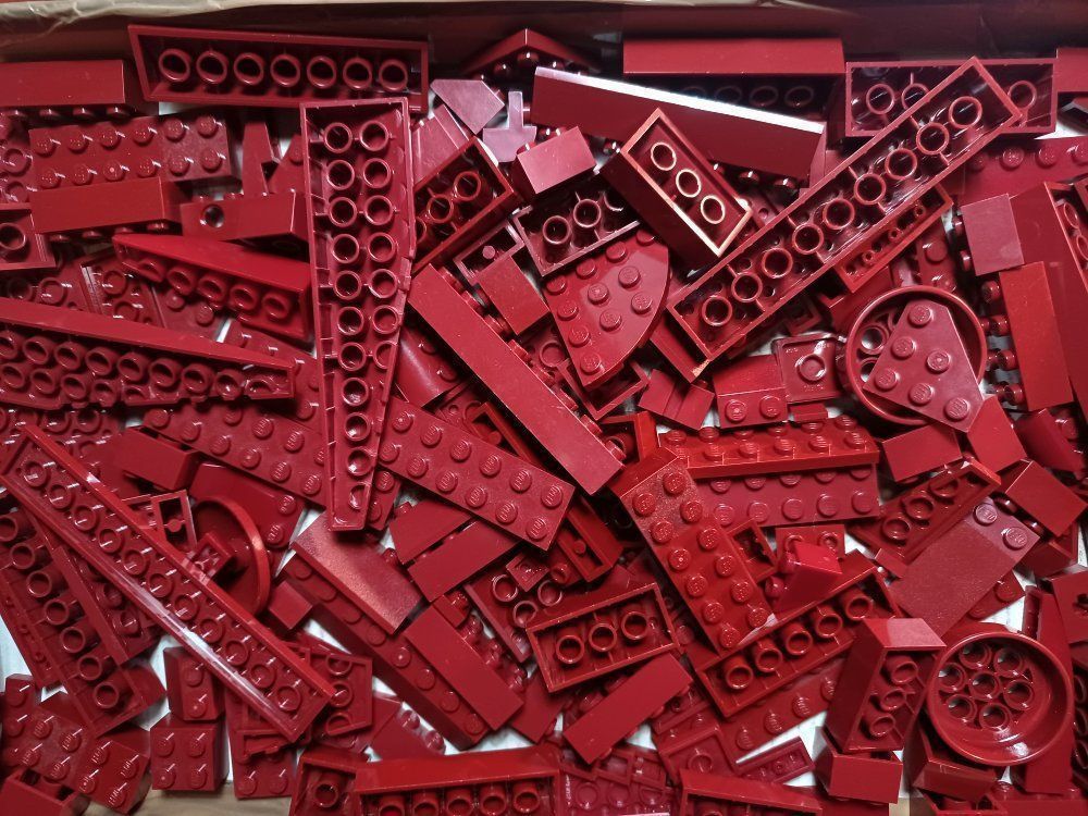 Lego Kit di costruzioni: Lego 150 Burgunderrot Teile -P18 – Usato da Morges venduto da cardeman61