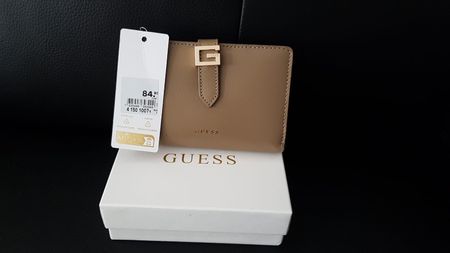 Portemonnaie Guess Leder.