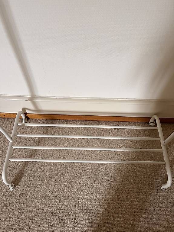 Guardaroba: Garderobenständer weiss von IKEA – Usato da Stäfa venduto da Vivilea64 4