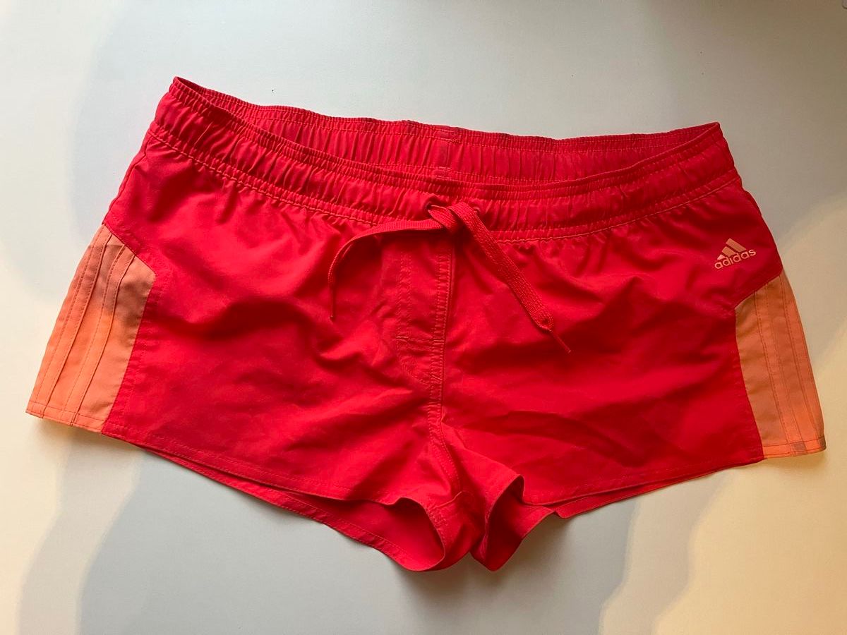 Adidas Pantaloni: Adidas Badehose Damen – Nuovo (secondo la descrizione) da Seengen venduto da iri_2swq