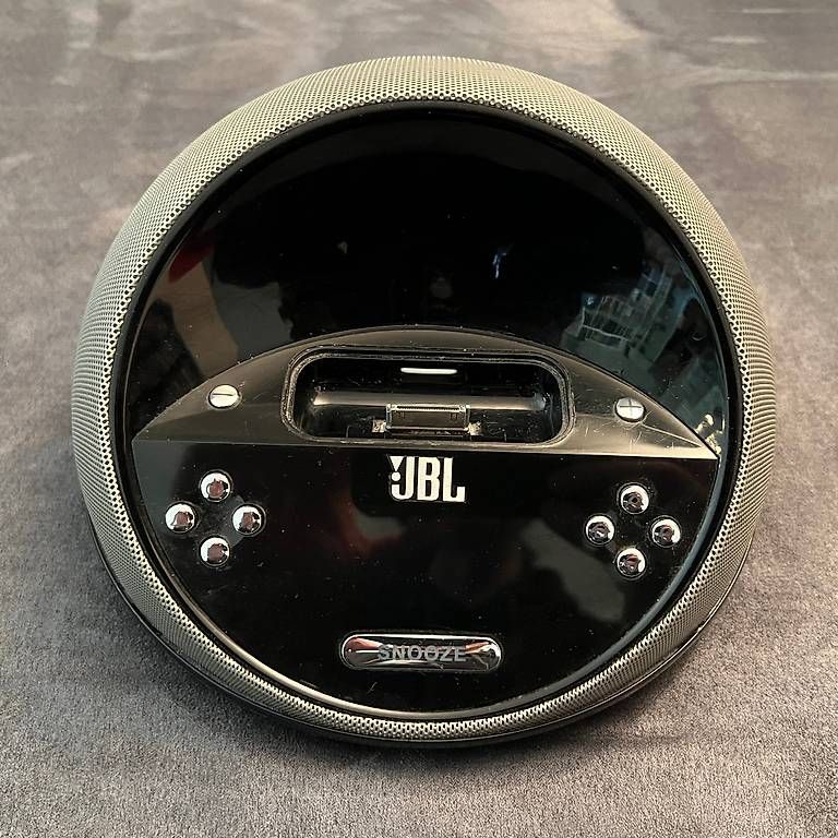 Sveglie: JBL One Time Micro - Lautsprecher/Docking/Radiowecker – Usato da Siglistorf venduto da DamageInc73