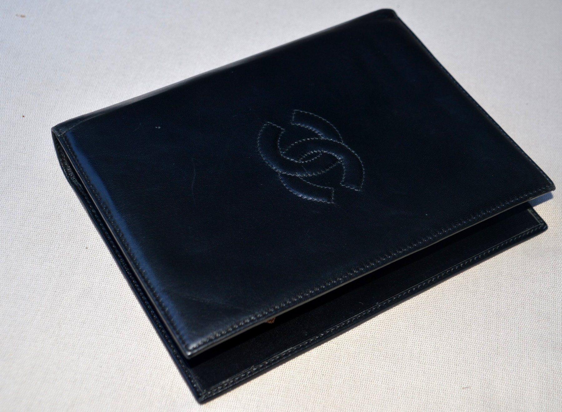Valigie & Borse: Agenda CHANEL Vintage – Usato da Collonges venduto da Auganien 3