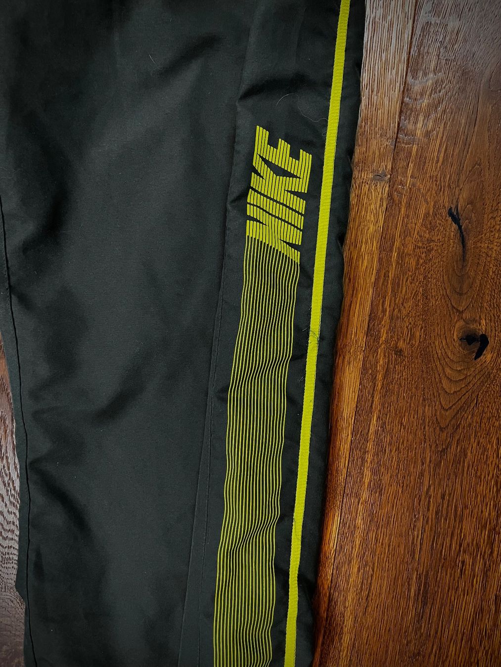 Nike Pantaloni: Nike Trainingshosen – Usato da Lindau venduto da KT_Vintage 2
