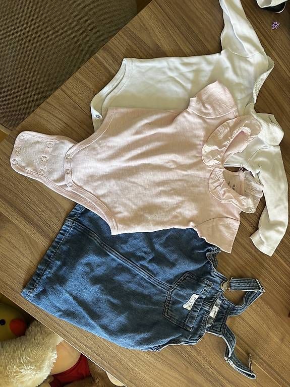 Ensembles coordonnés: Baby Mädchen Kleider  – D'occasion à Olten par mar_g2qy