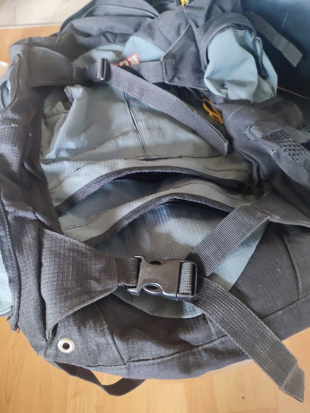 Burton Zaini: Burton Rucksack gross – Usato da Bäretswil venduto da Gartenzwergin 5