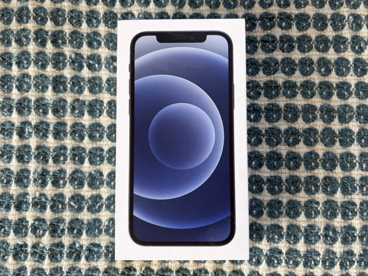 Apple Handys / Smartphones: iPhone 12 (64GB) – Gebraucht aus Zürich von jamesmarchant 5