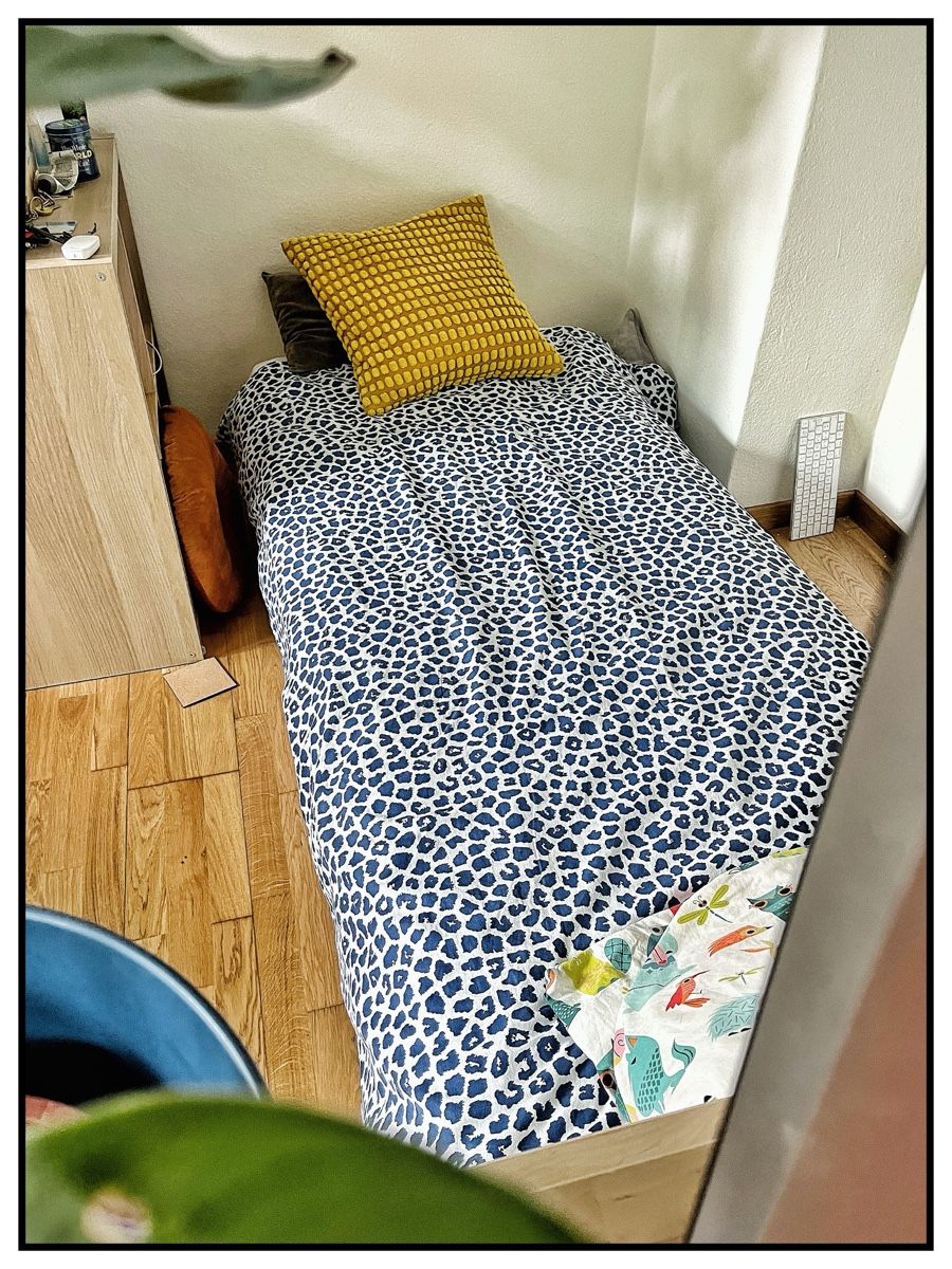 Letti: UTÅKER Stackable bed with 2 mattresses – Usato da Zürich venduto da Franfw 1