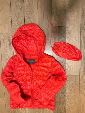 Ultraleichte, packbare Daunenjacke mit Packbeutel