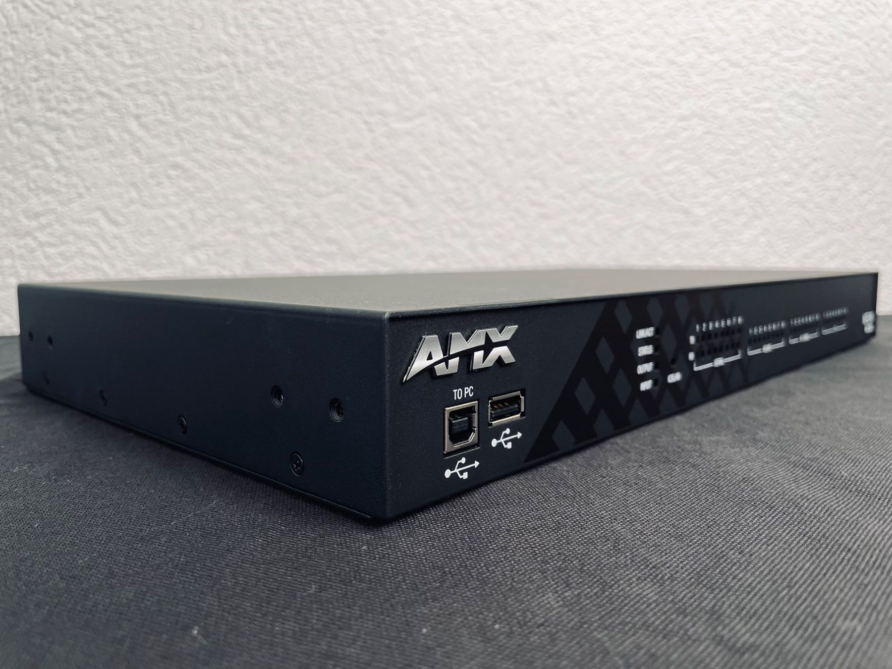 Home Cinema: AMX NX-3200 – Usato da Bern venduto da NIKA-SYSTEMS 1