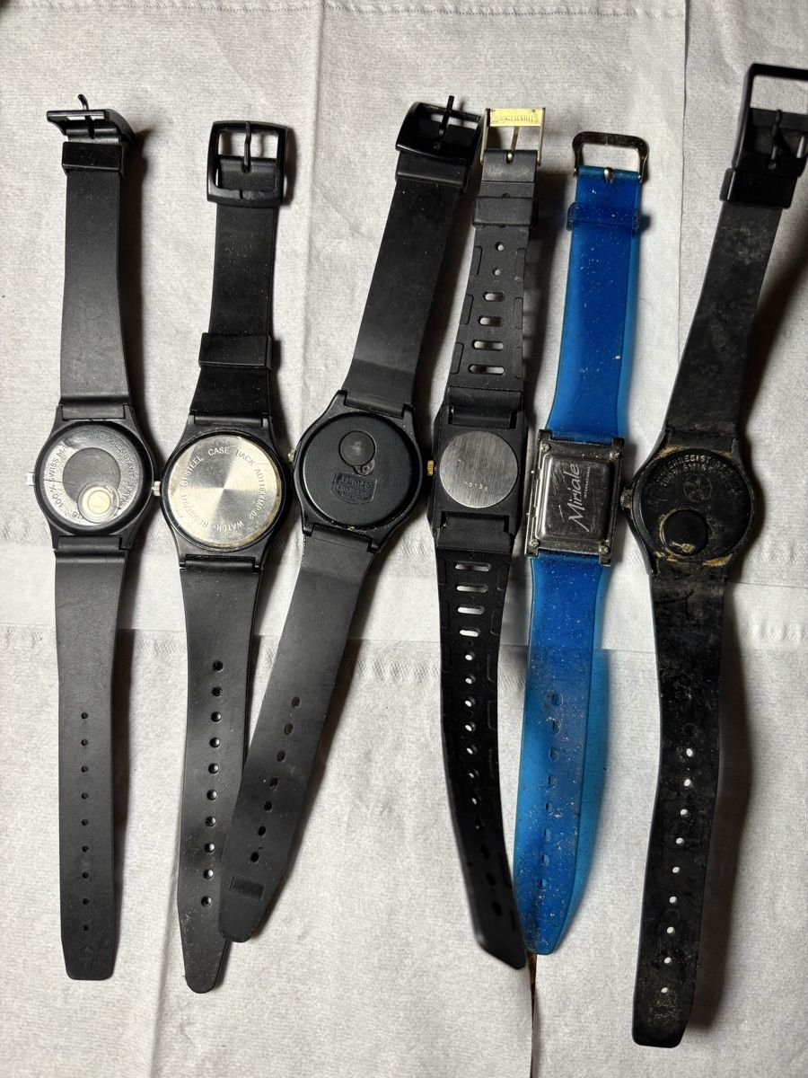 Orologi: Vintage watch – Difettoso da Confignon venduto da Second_Hand_Ch 3