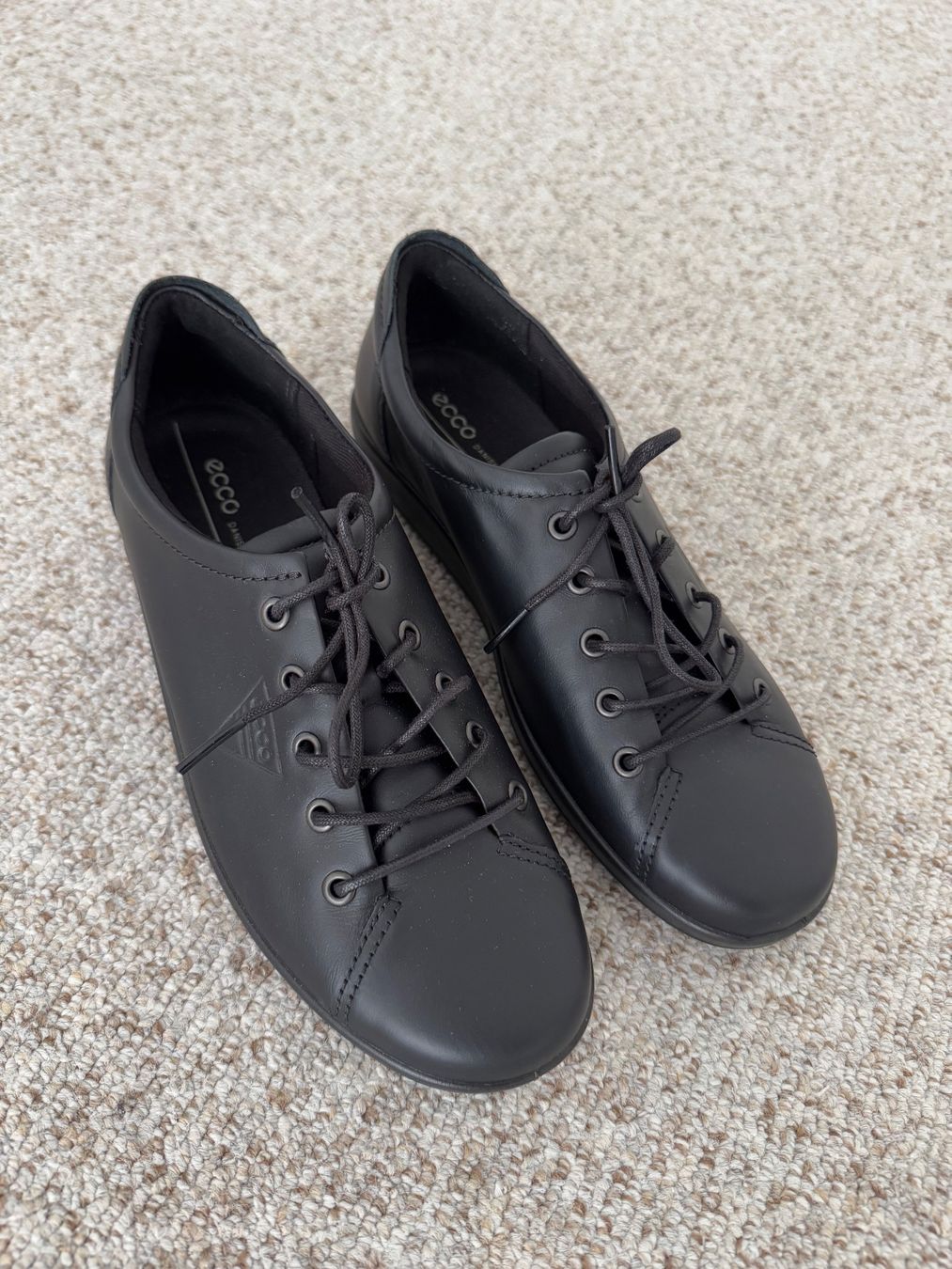Ecco Scarpe da donna: Schwarze Ecco Schuhe, Gr. 38, neuwertig – Nuovo (secondo la descrizione) da Triesen venduto da dardaleni
