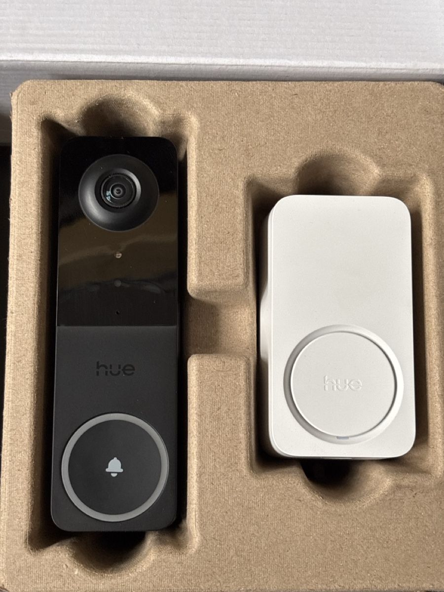 Philips Videocamere: Philips Hue Secure + Chime – Usato da Muri AG venduto da qqx 1