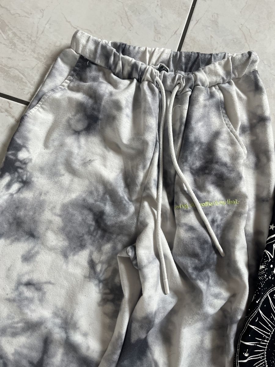 Lotti & Set di vestiti: 2 Trainerhosen/Jogginghosen XS – Usato da St.Pantaleon venduto da frodobi 1