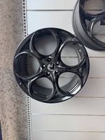 1x Alufelge Alfa Giulia 8x19 ET33 156107474