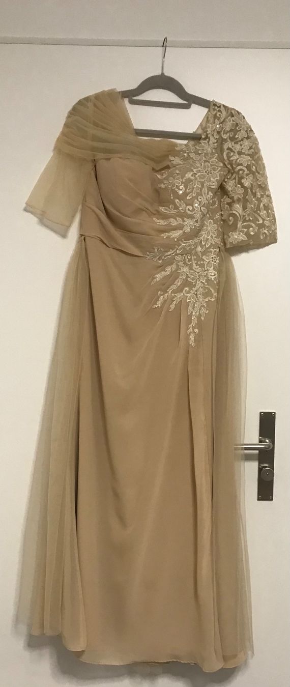 JJ’s House Vestiti: Abendkleid lang Schampagnerfarbe – Usato da Dübendorf venduto da nela123 6
