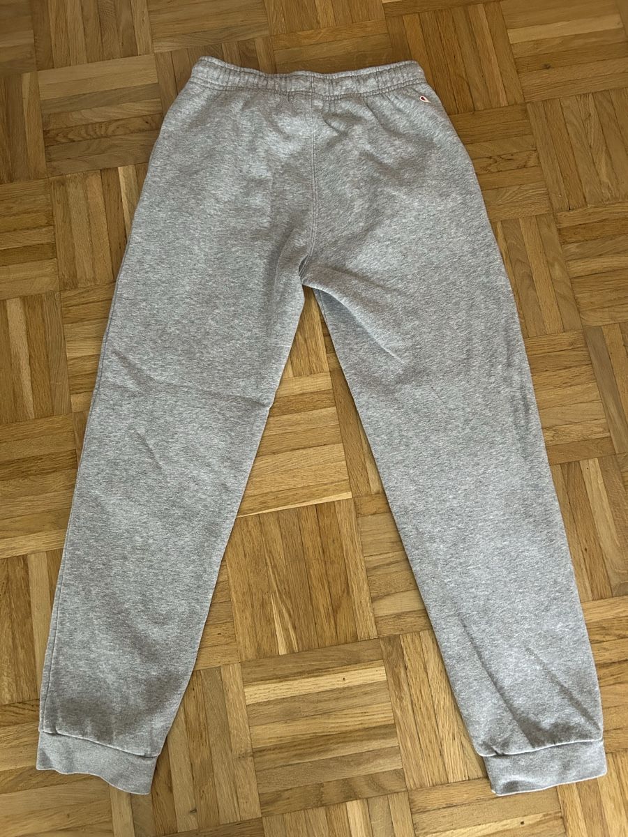 Pantaloni: Pantalon training – Usato da Malleray venduto da Keimy32